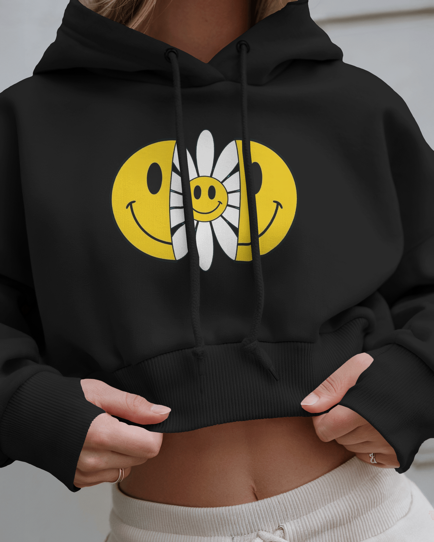 Blexee Women’s Smile Always Cropped Hoodie